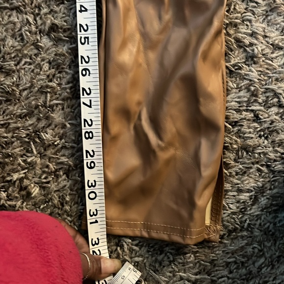 PRETTYLITTLETHING duo plus 1 bundle. - Picture 9 of 13